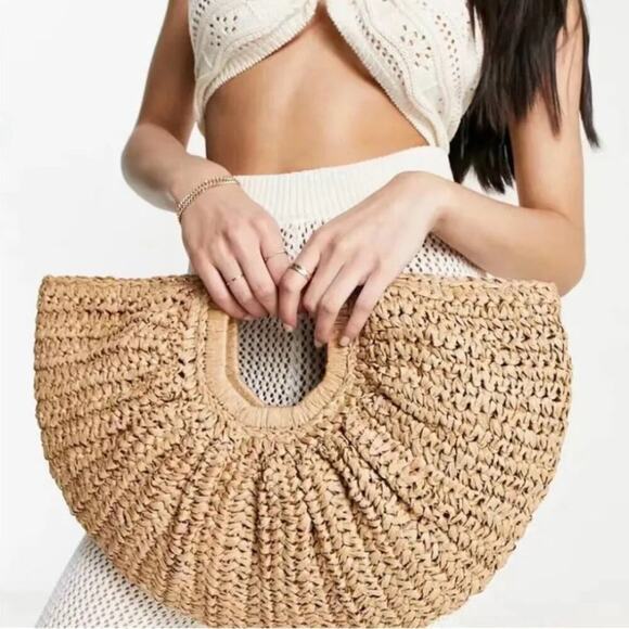 Ramla Bohemian Tan Hobo Straw Bag Half moon
Round Women Handbags Half moon - Picture 1 of 4